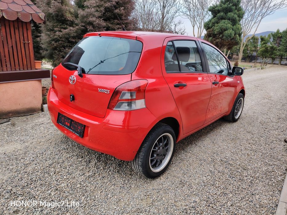 Toyota Yaris 1.0vvt-i  Euro5 an 2011 A/C