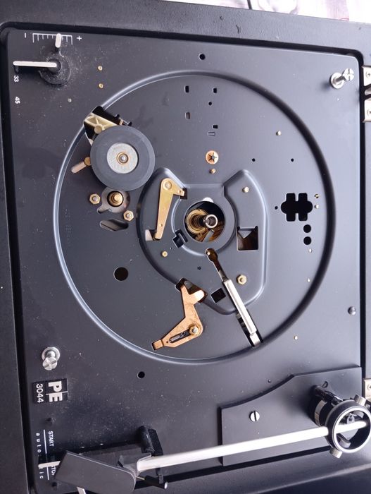 Радио грамофон Universum