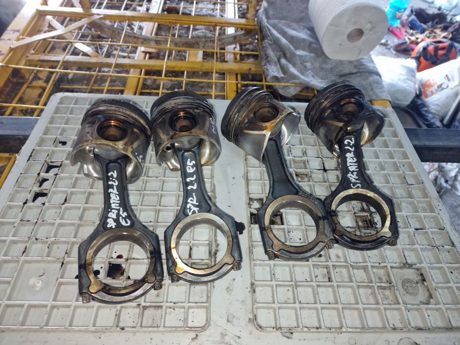 Piston / biela 2.2 euro 5 mercedes sprinter w906 c e cla glc