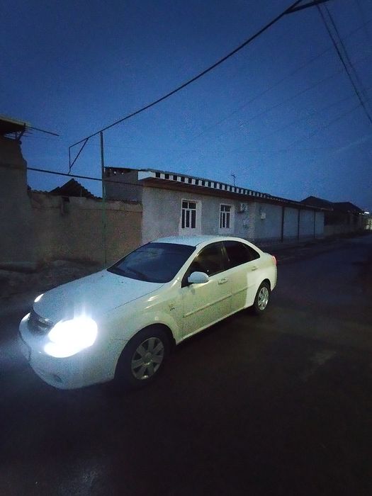 Лассети сотилади 2013