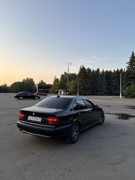 Продам  БМВ  Е39