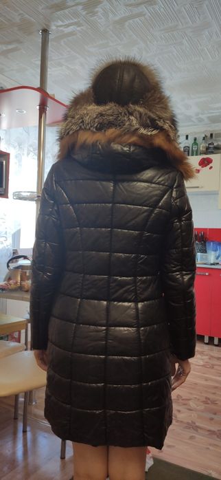 Продам   куртку  и   шапку
