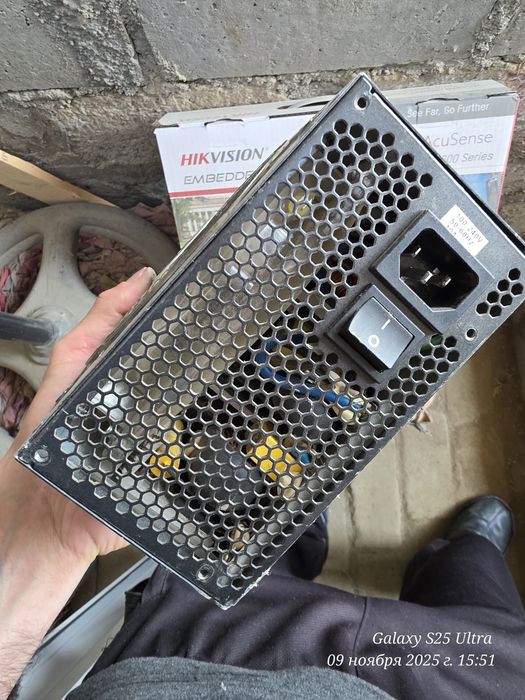 Блок питаня на750 ватт