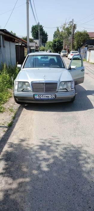 Продам Мерседес 124