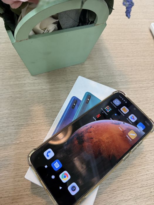 Продам телефон редми в идеальном состоянии