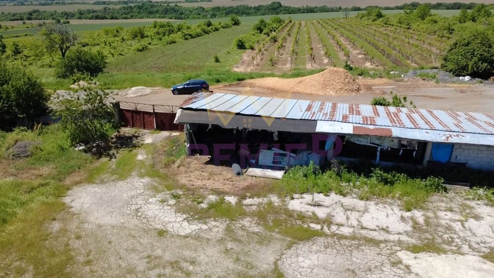 Склад в Варна, област-с.Рудник площ 200 цена 80000