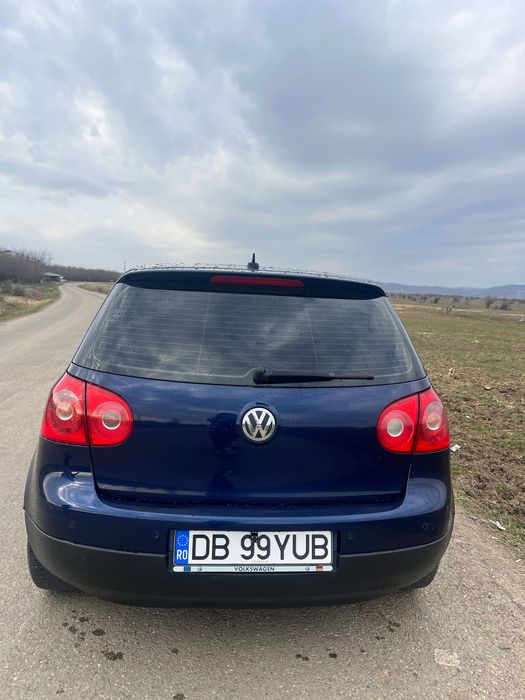 VW Golf 5 – 2007 – 1.6 MPI – Foarte economic și bine echipat!