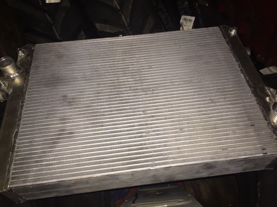 Radiatoare combine NEWHOLAND. case ,j DEERE orce model