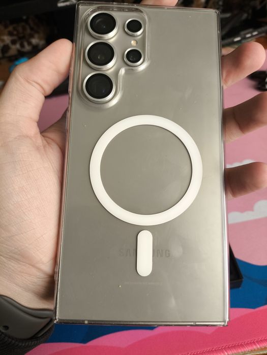 Samsung S24 Ultra 256/12 gold ideal
256Gb 
Kor dok bor 
Vetnam