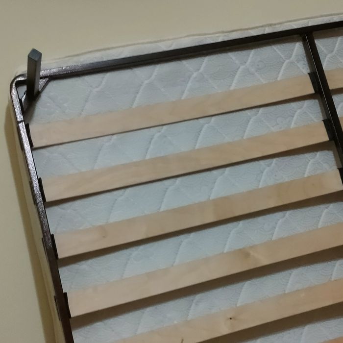 Кровать основа для кровати матрац