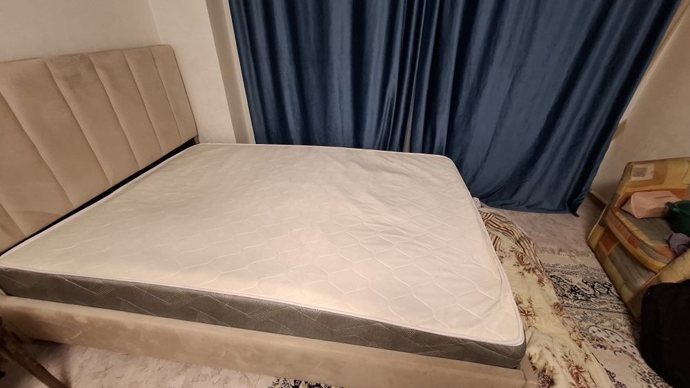 Продам матрац 160×200