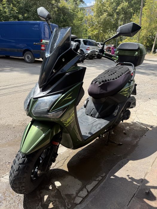 Продам скутер Samyrai