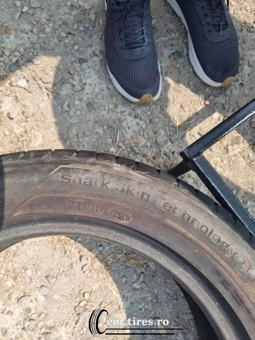 SET 2 Anvelope Vara 215/55 R17 UNIROYAL RainSport 5 94V