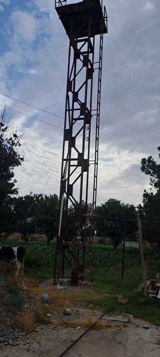 Вышка, для охраны территории.