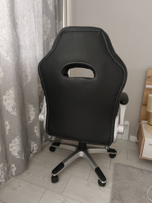 Офис кожен стол запазен