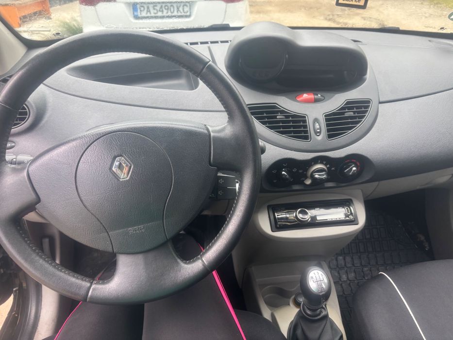 Renault Twingo 1,2 бензин