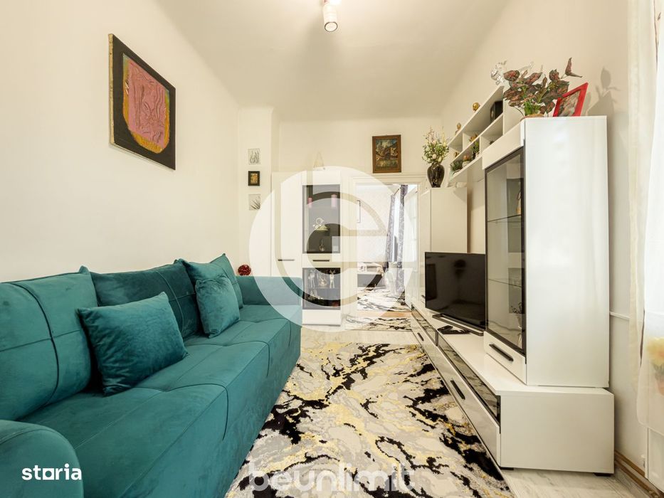 Apartament ultracentral | 2 camere | balcon 20 Mp | Pod pe toata supra
