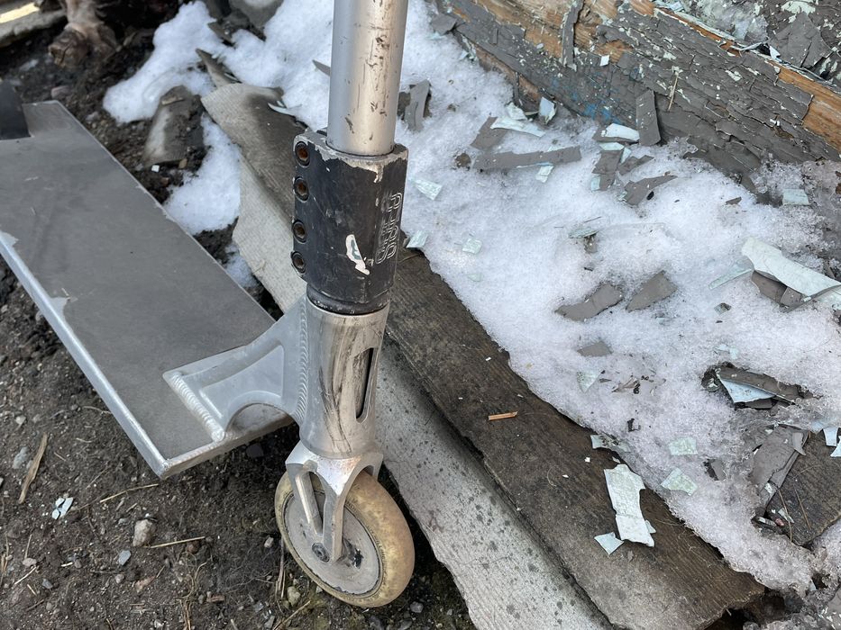 Трюковой самокат