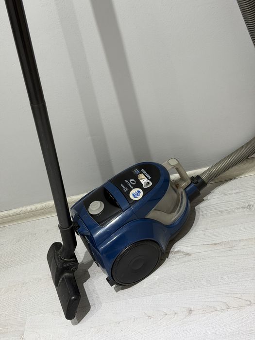 Пылесос Samsung air track 1600w