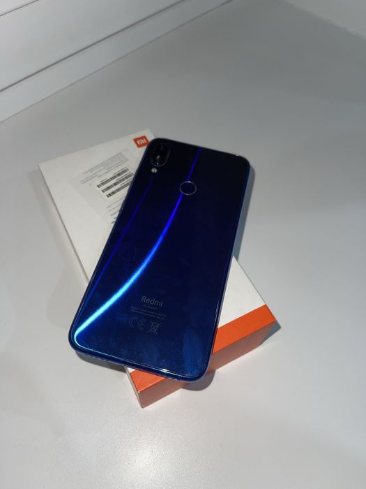 Продам телефоны б/у