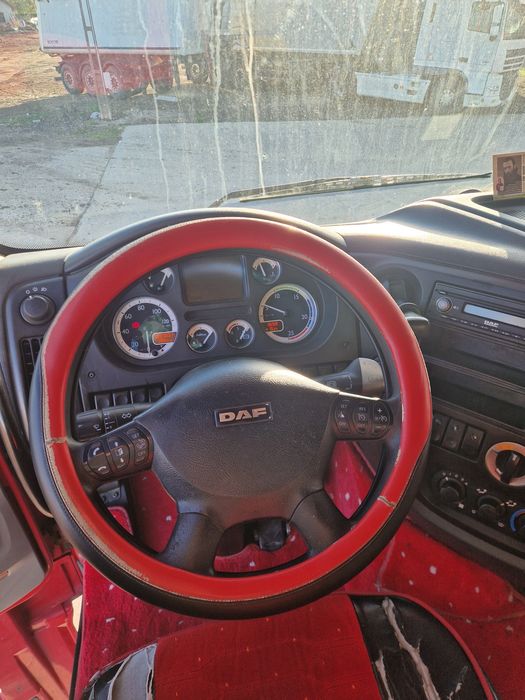 Vand Daf Xf + semiremorca Schmitz