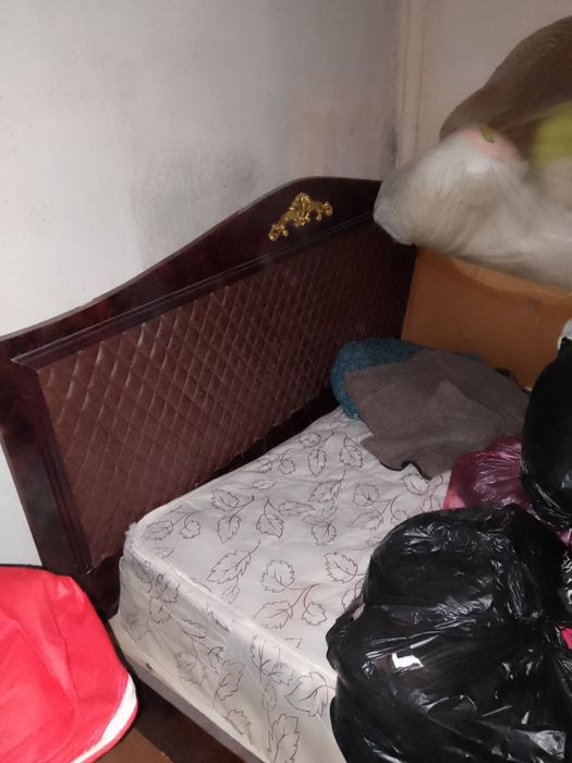 Kravat sotiladi  ikki kishilik