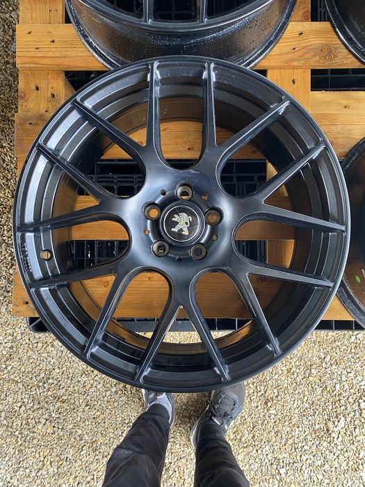 19 цола 5 х 108 мм Пежо , Peugeot , 3008 , 4008 , 5008 , 508