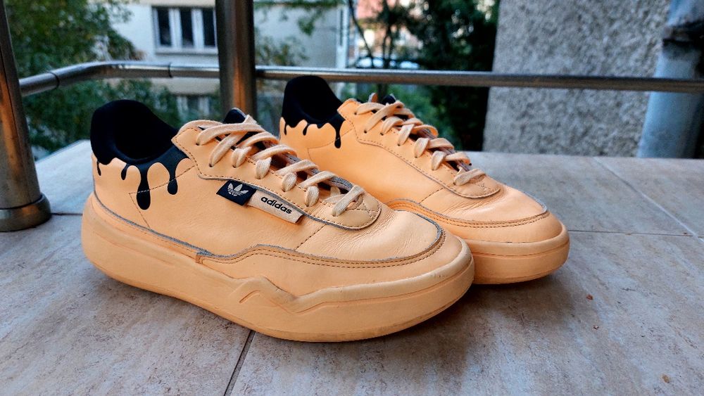 Маратонки Adidas 38н