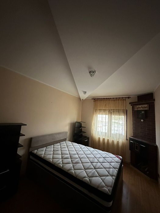 Apartament 3 camere vanzare