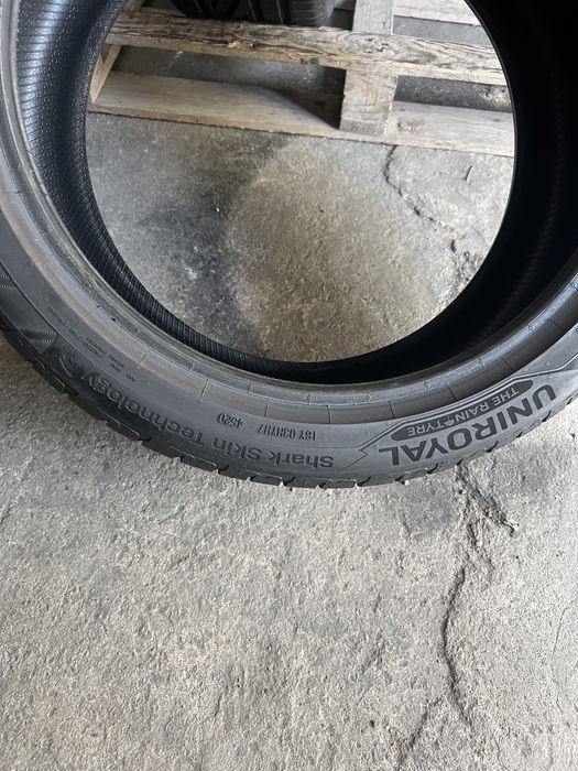 2 anvelope de vara 235/40/18 Uniroyal 6.7 mm!