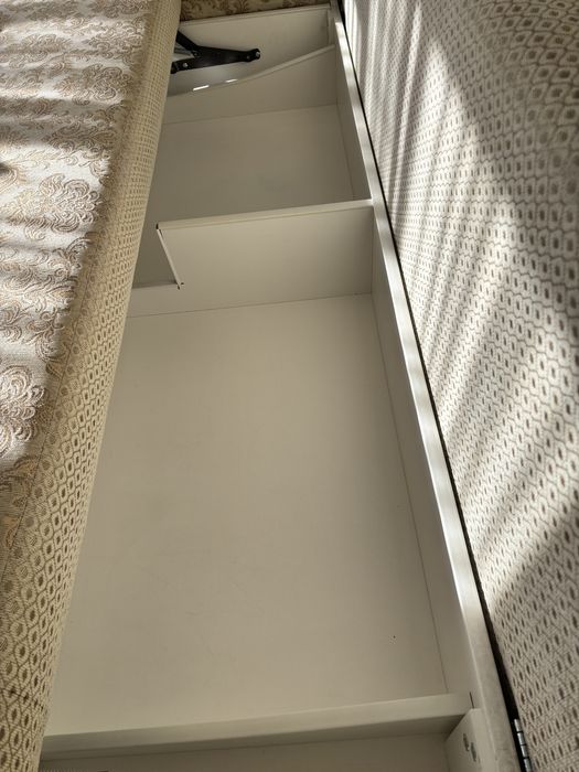 Диван и кресло б/у