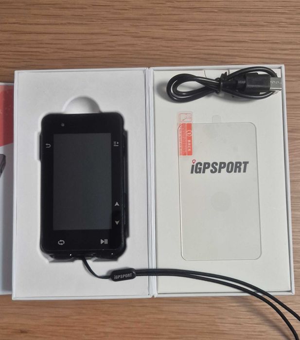 GPS BIKE COMPUTER iGS630 и датчици за скорост каданс