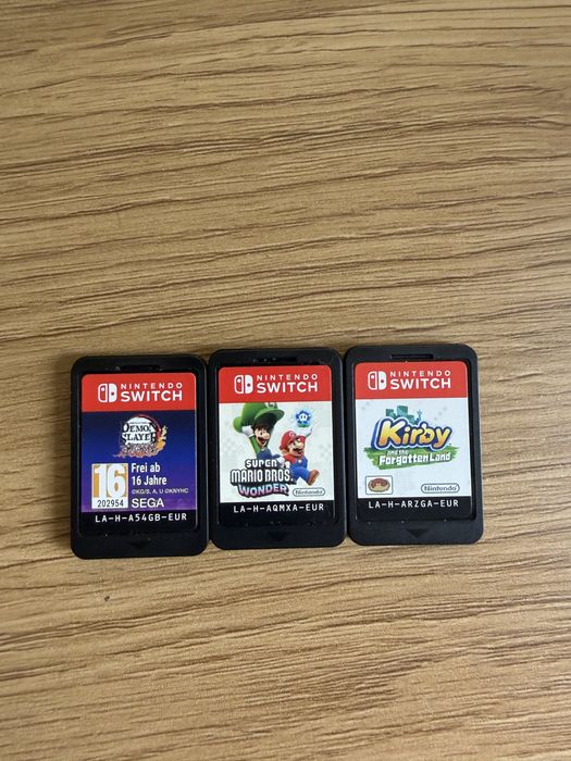 Nintendo Switch Lite тюркоазен + 3 игри + калъф