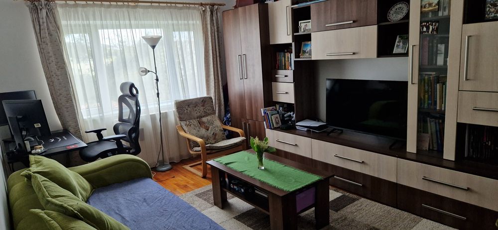 Apartament 4 camere - cartier 1 Mai