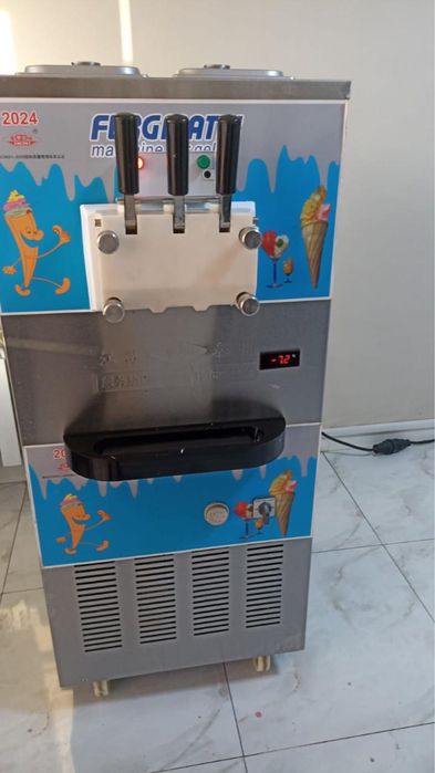 Аппарат для мороженого +охладитель