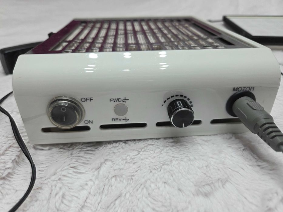 Aspirator + freza manichiură 2 în 1 Luxorize