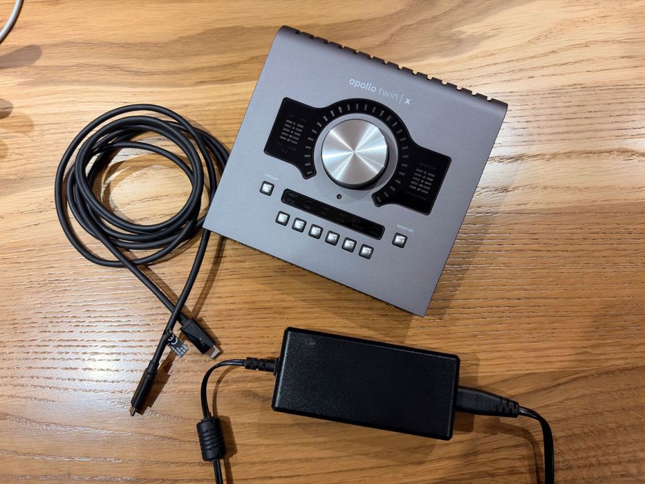 Продам звуковую карту UAD Apollo X / Duo