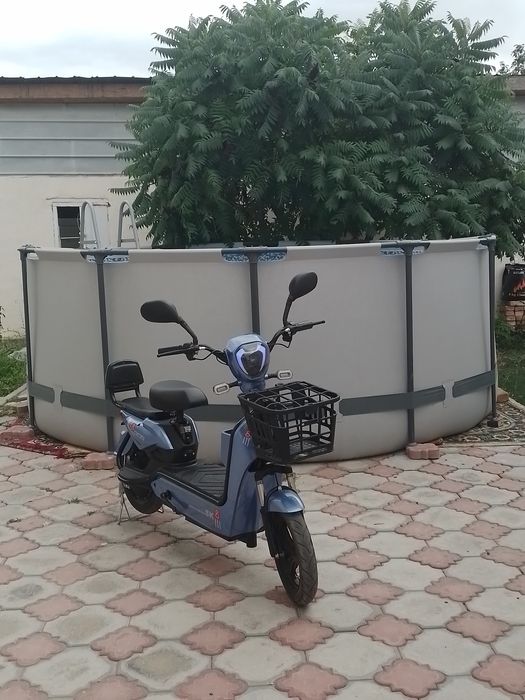 Электронный скутер