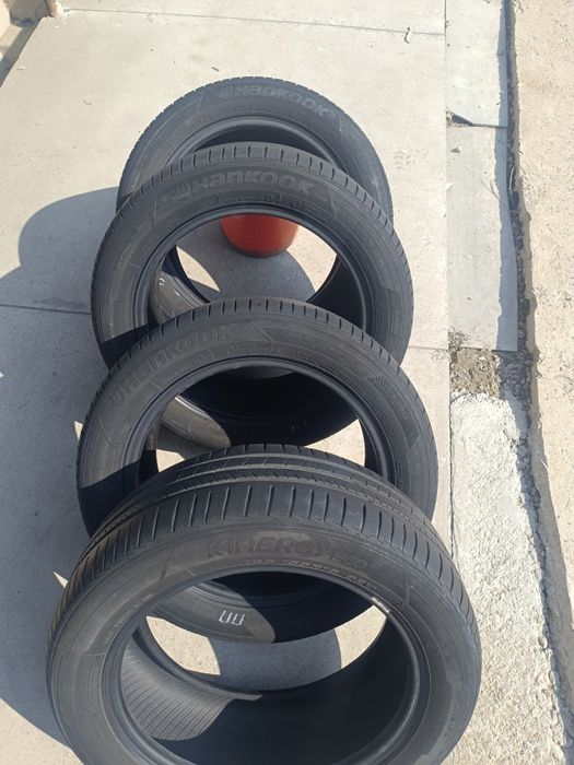 Продам летнюю резину.