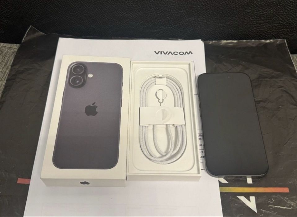 ЧИСТО НОВ 128GB iPhone 16 Гаранция Vivacom 2027 Black | Черен