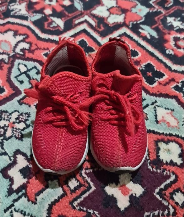 Детские кроссовки 23 р.