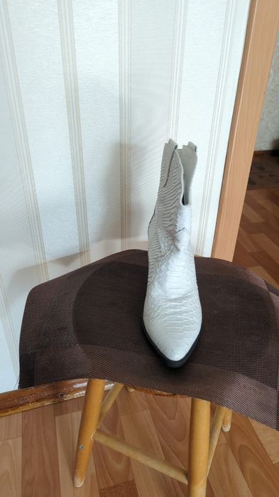 Продаю Казаки женские