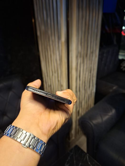 Vivo V30 12/256GB Black