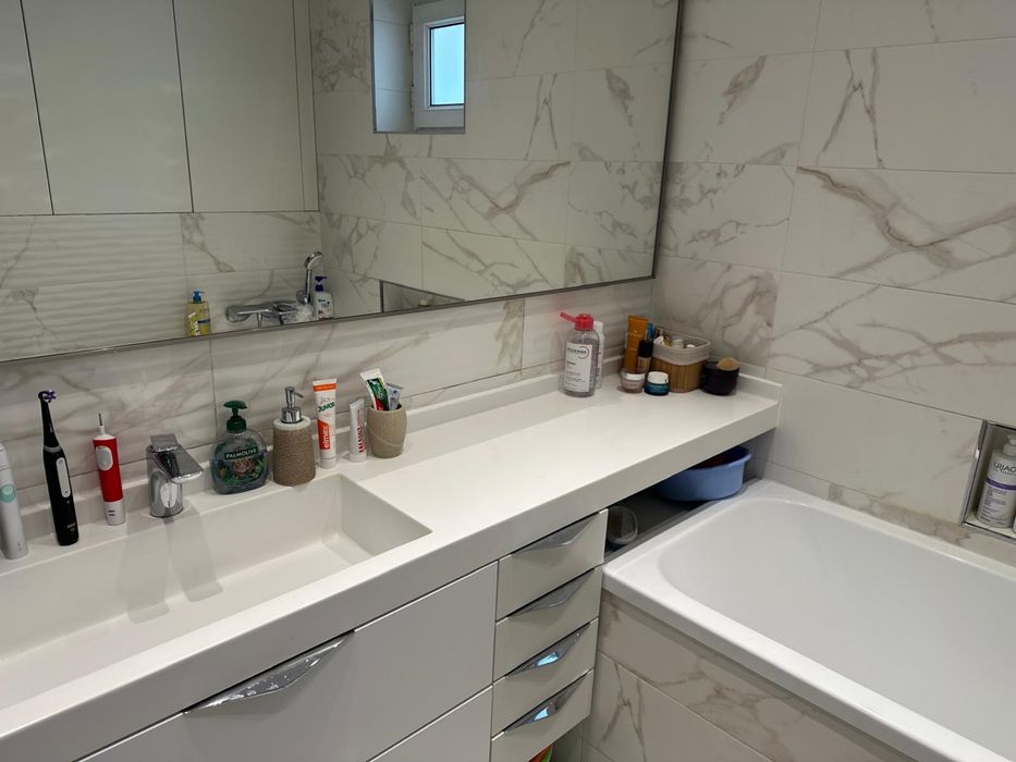 Apartament 4 camere - str. Babadag