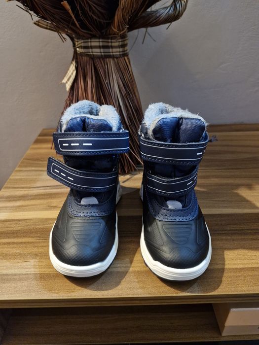 Топли ботуши, обувки и маратонки/кецове за момче (размер от 19 до 23)