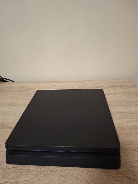 Playstation 4 Slim special edition 1TB
