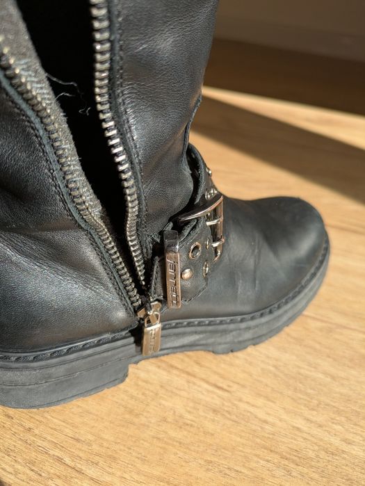 Демисезонни ботуши за момиче. Размер 31.