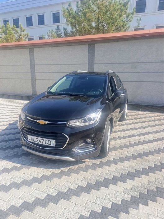 Tracker premier 2019 год