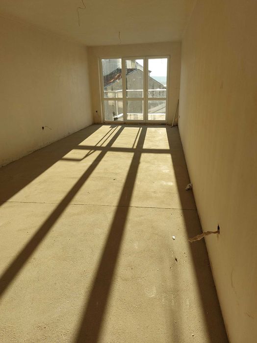 Продава се Четиристаен апартамент в Варна, Погреби - 120 кв.м за 1459 €/кв.м - Снимка #9