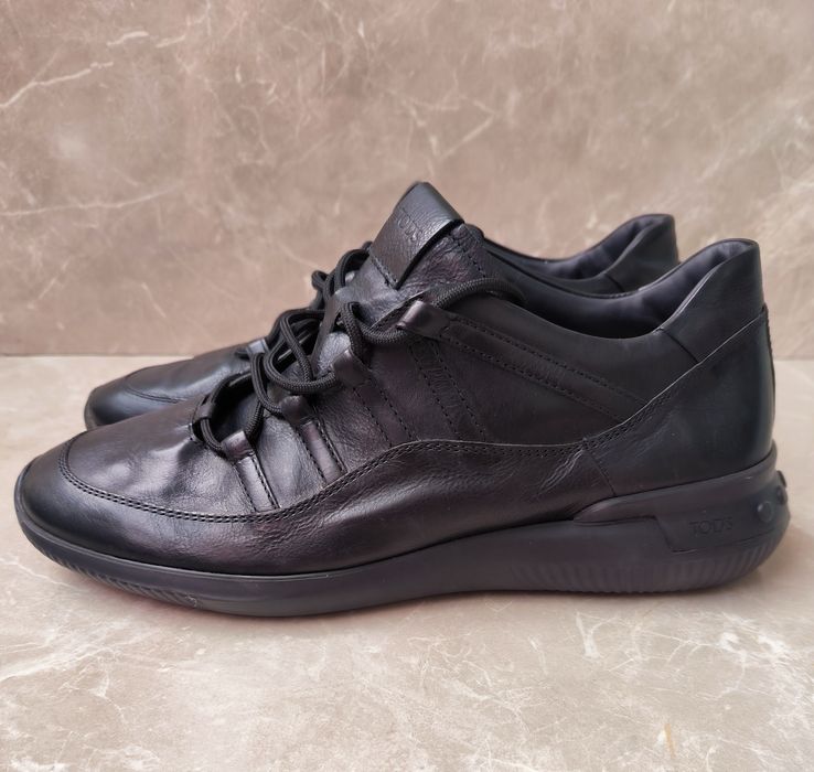 TOD'S Sneakers номер 42
Обувки Cl Legacy